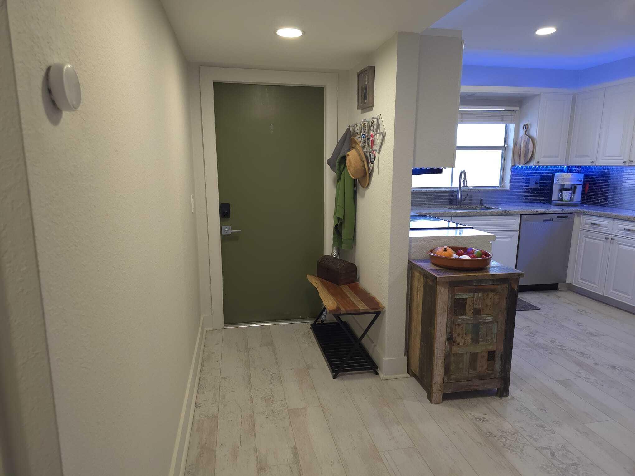 9501 Sunrise Lakes Boulevard 305, Sunrise, FL 33322, Sunrise