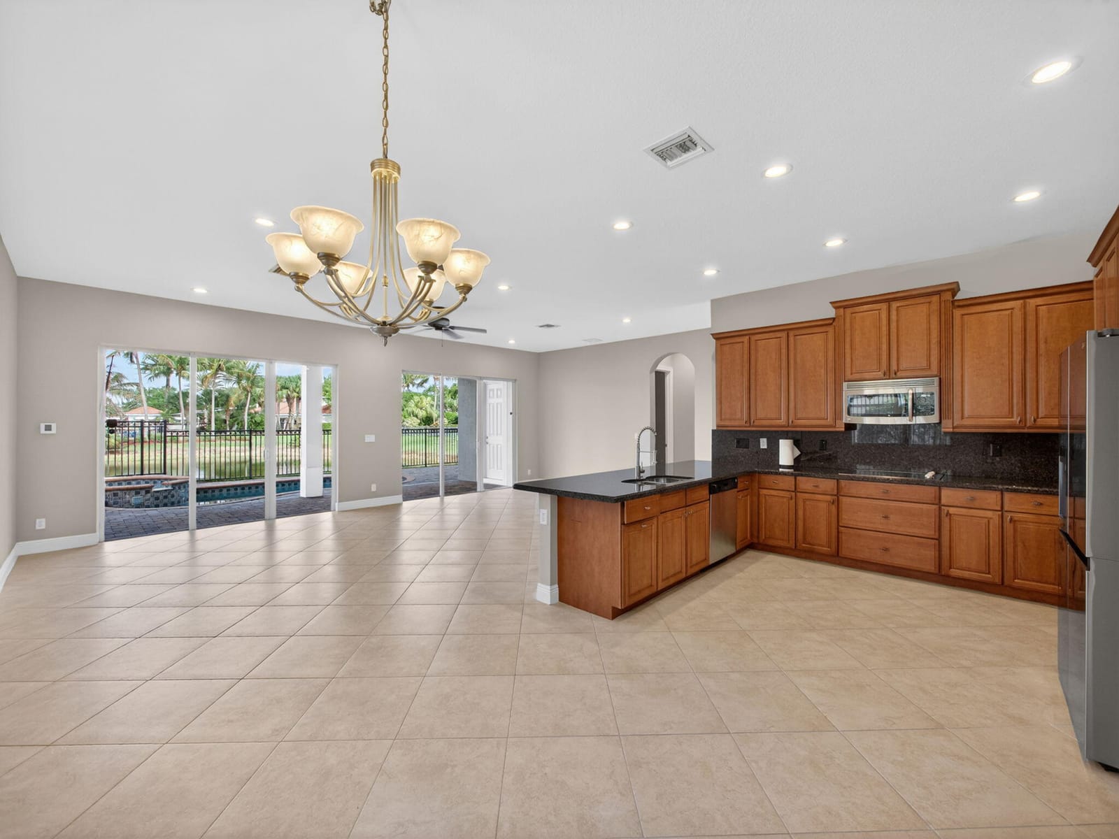 12054 Aviles Circle, Palm Beach Gardens, FL 33418 photo 15