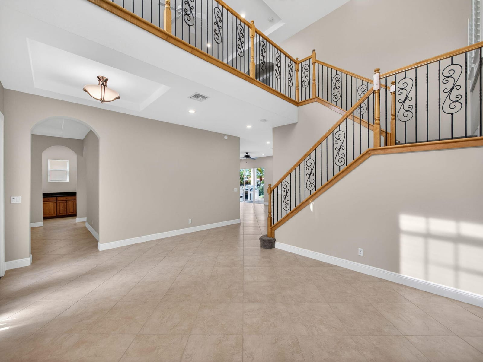 12054 Aviles Circle, Palm Beach Gardens, FL 33418 photo 3