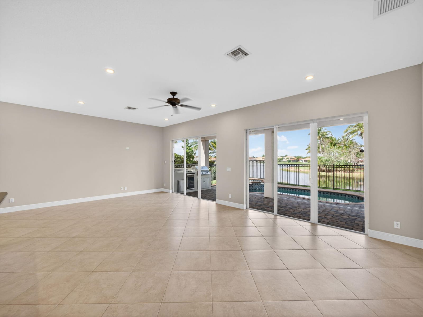 12054 Aviles Circle, Palm Beach Gardens, FL 33418 photo 7