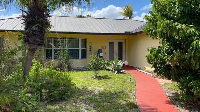 5221 NE 19th Avenue, sold in Knoll Ridge, Fort Lauderdale, FL