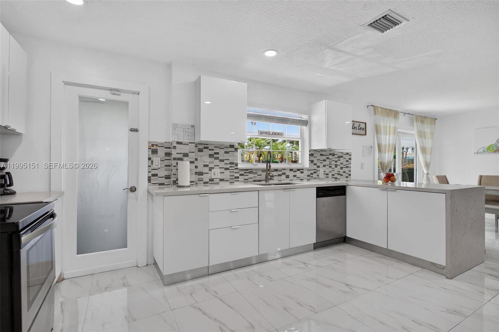 5770 NE 18th Avenue 0, Fort Lauderdale, FL 33334 photo 9