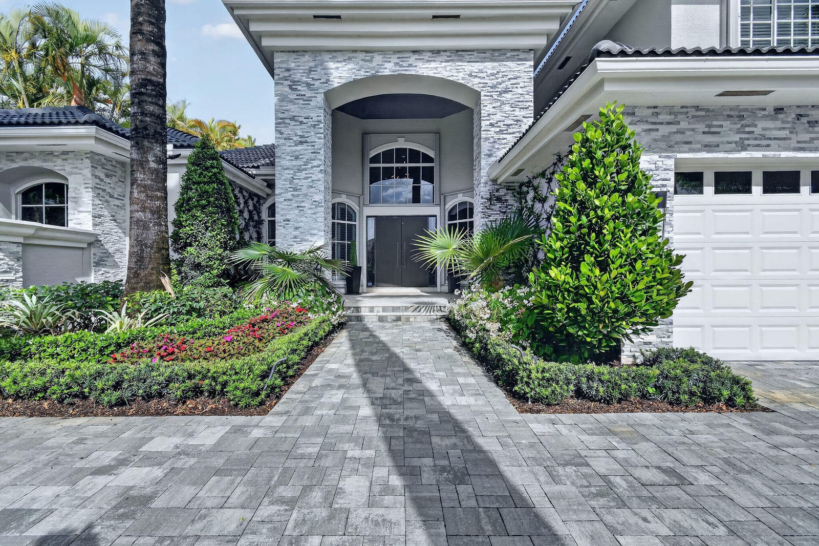 1020 Grand Isle Terrace — photo 4