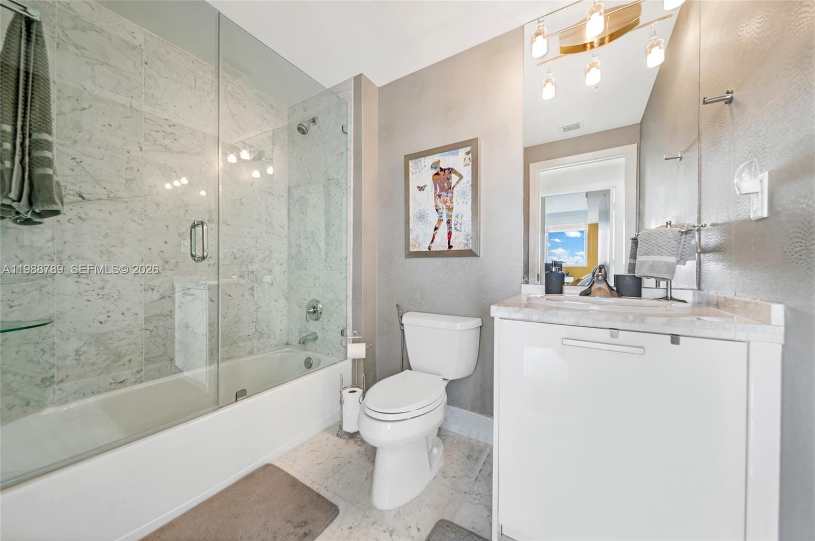 253 NE 2nd Street 1109, Miami, FL 33132 photo 17