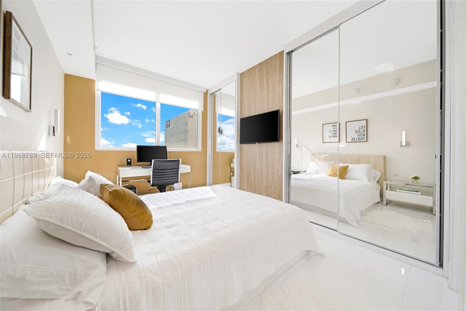 253 NE 2nd Street 1109, Miami, FL 33132 photo 18