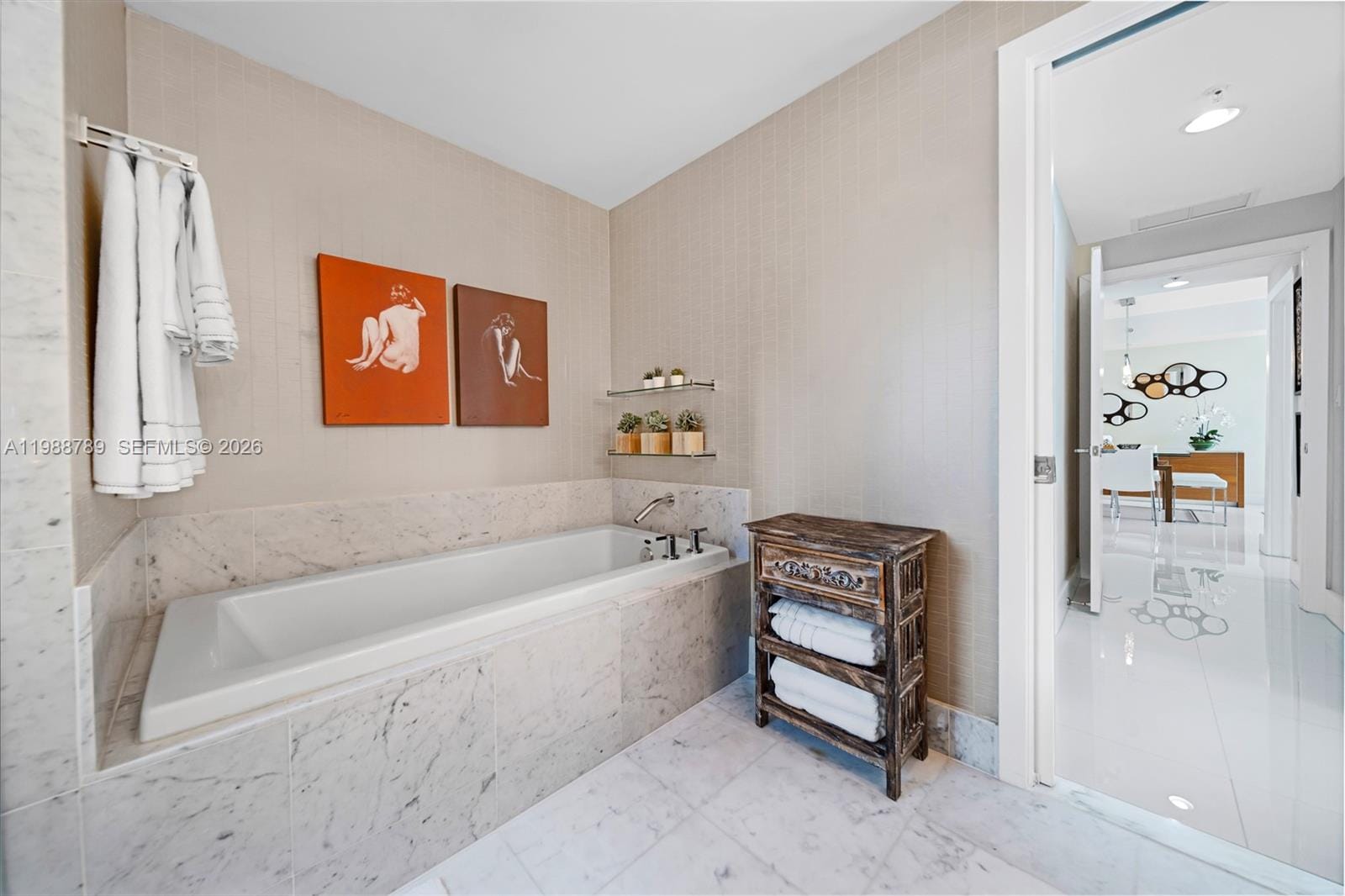 253 NE 2nd Street 1109, Miami, FL 33132 photo 25