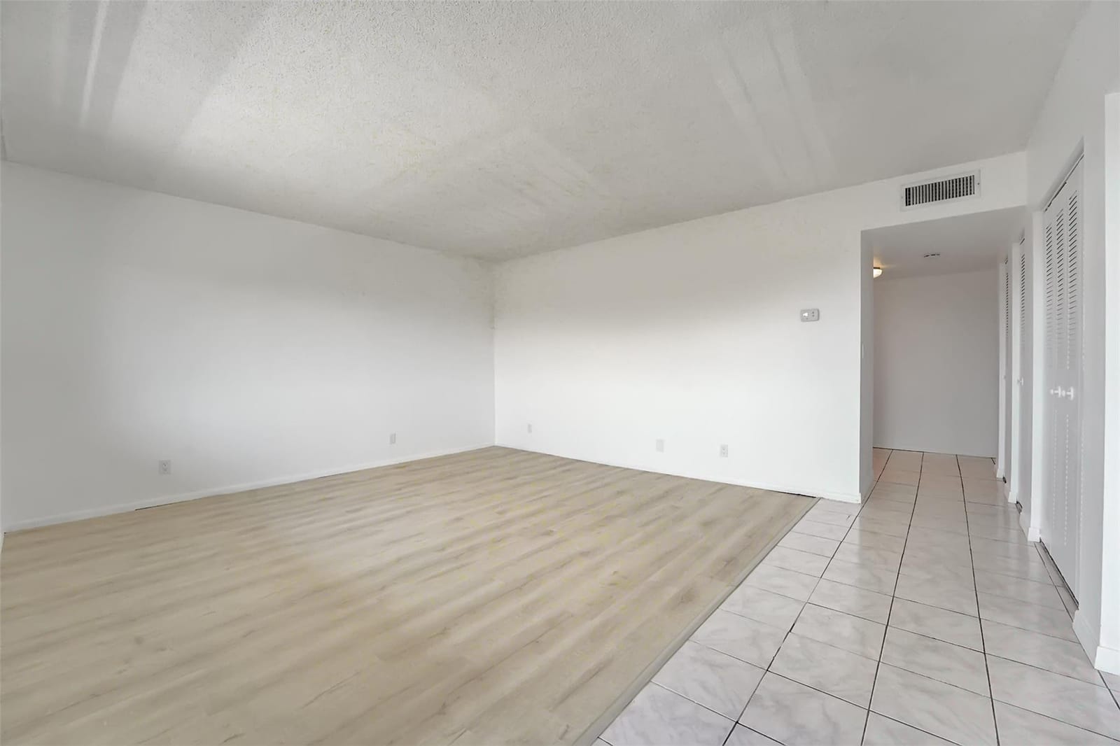 6289 Lear Drive 403, Lake Worth, FL 33462 photo 4