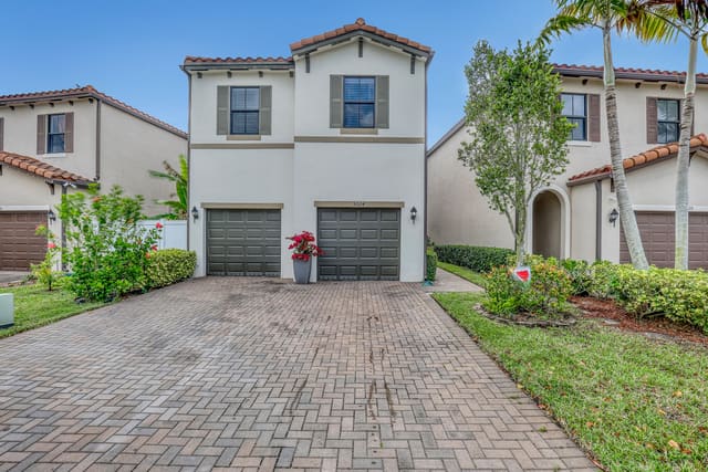 5024 Laurel Oak Drive, sold in Mediterranea, Riviera Beach, FL