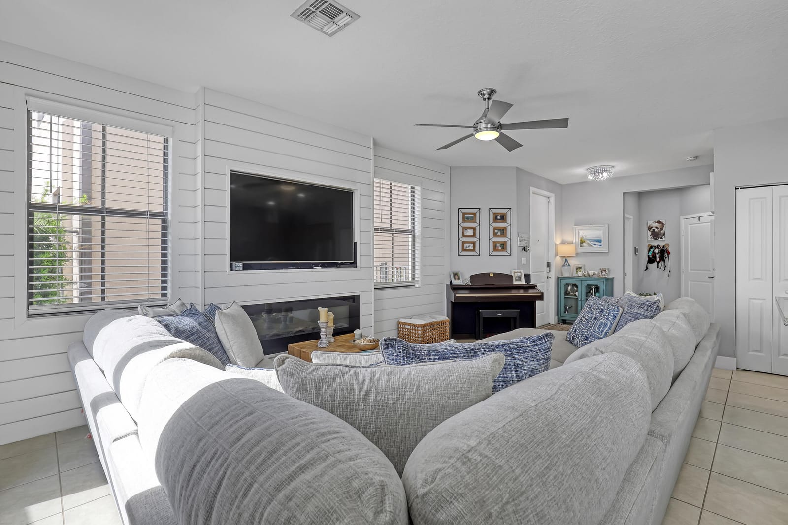 5024 Laurel Oak Drive, Riviera Beach, FL 33410 photo 12