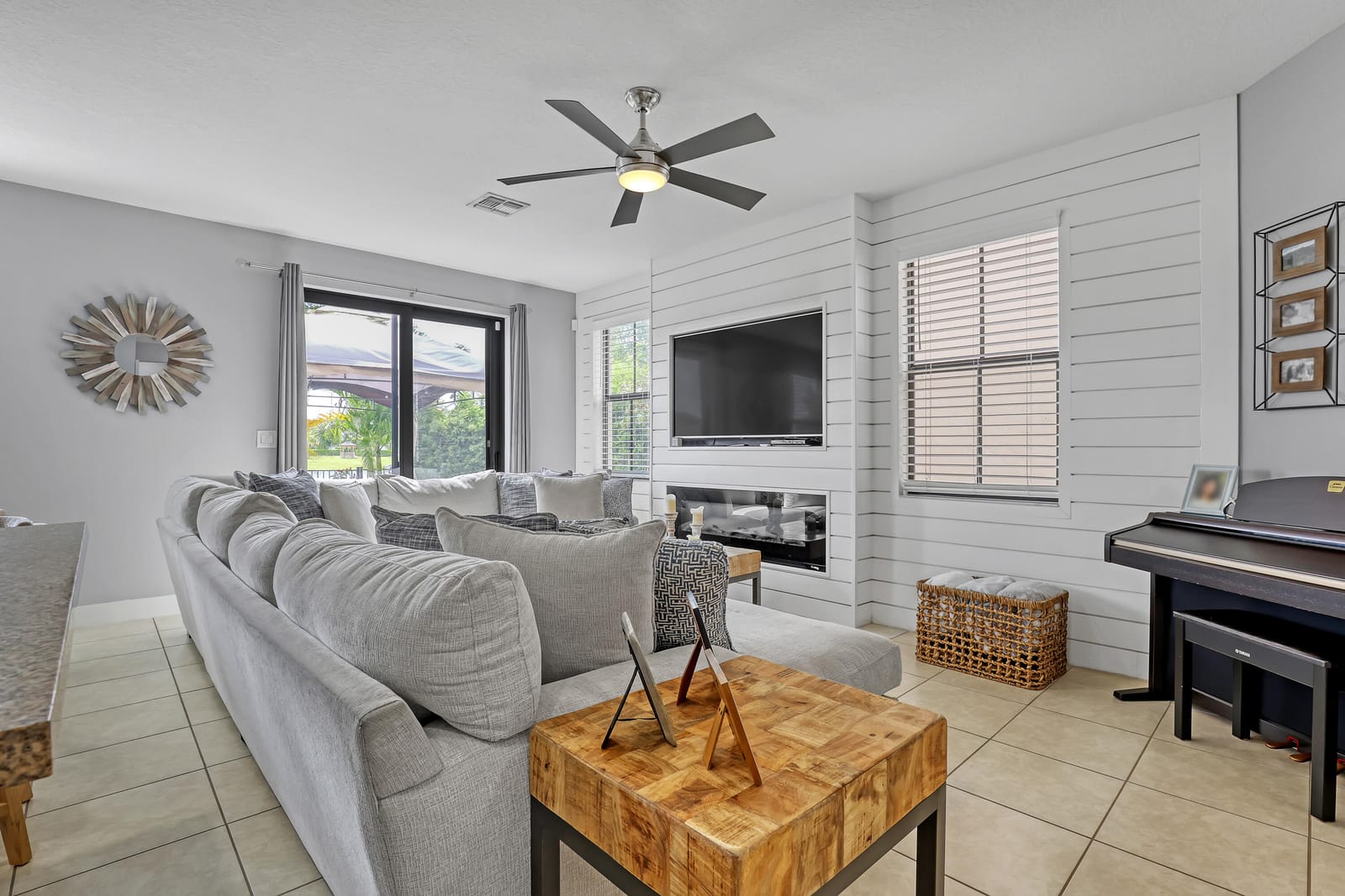 5024 Laurel Oak Drive, Riviera Beach, FL 33410 photo 8