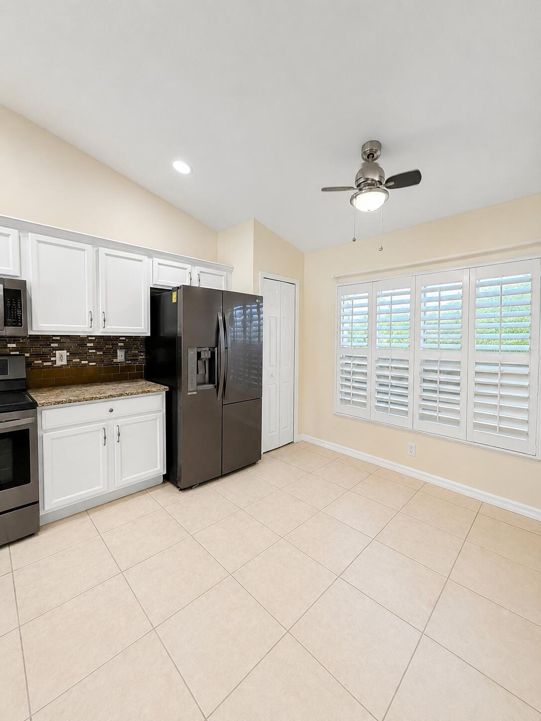 6121 NW Daroco Terrace — photo 3