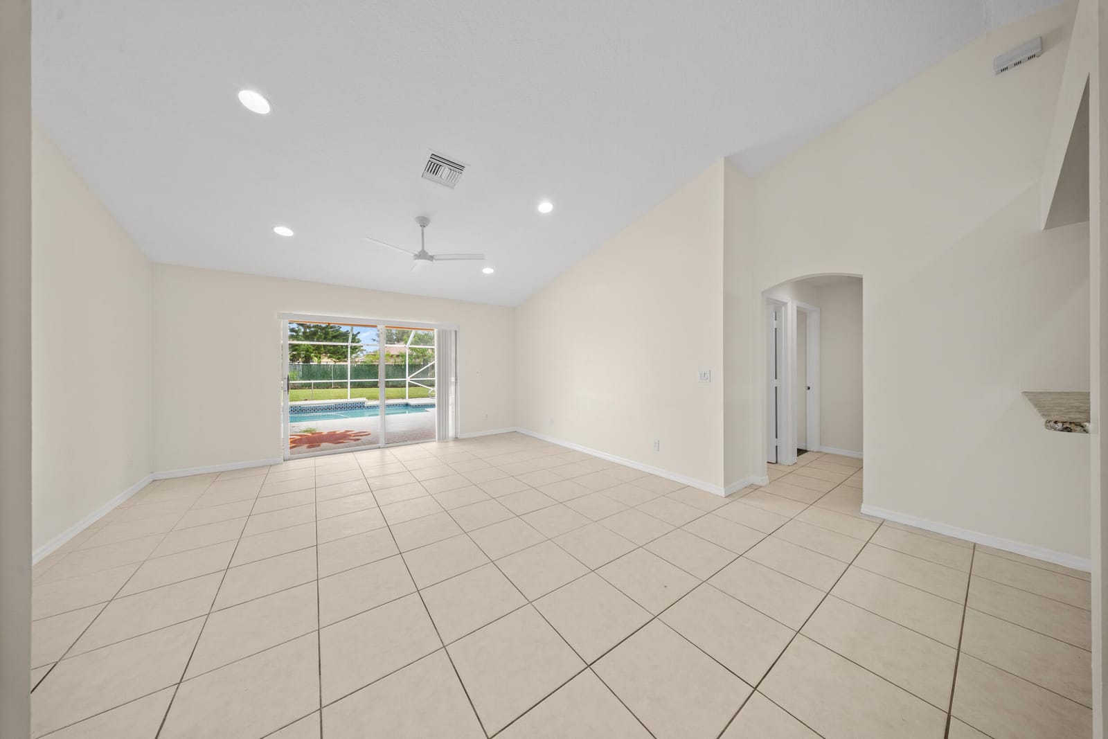 6121 NW Daroco Terrace — photo 10