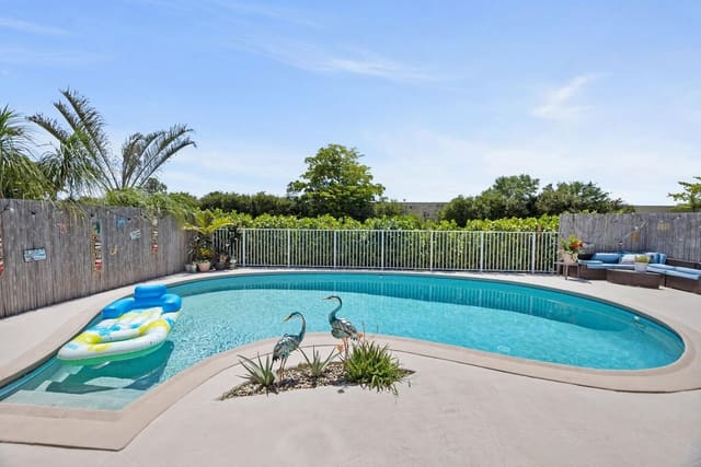 1380 SW 28th Avenue, sold in Golfview Harbour 2nd Sec, Boynton Beach, FL