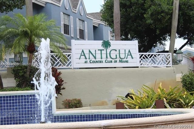 17565 NW 67th Place M8, Hialeah, FL 33015
