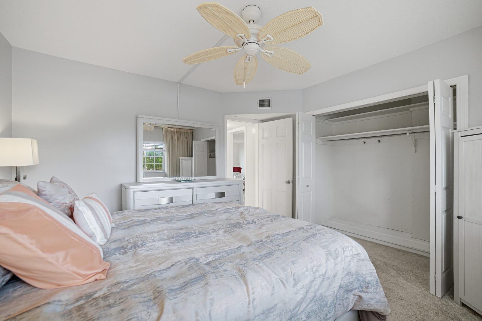 169 Atlantis Boulevard 205, Atlantis, FL 33462 photo 18