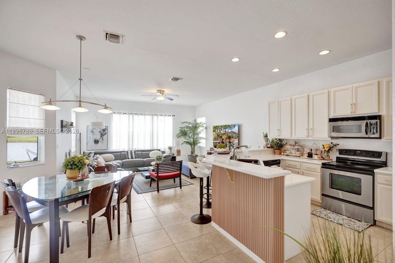 3982 W Whitewater Avenue, Weston, FL 33332 photo 13