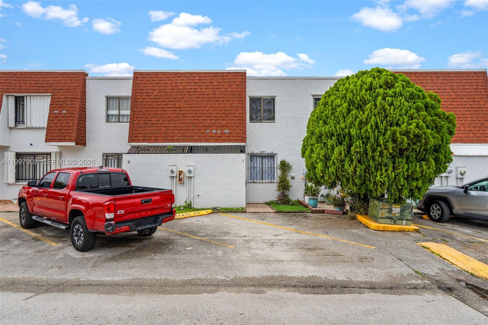 319 NW 109th Avenue 3B, Miami, FL 33172, Miami