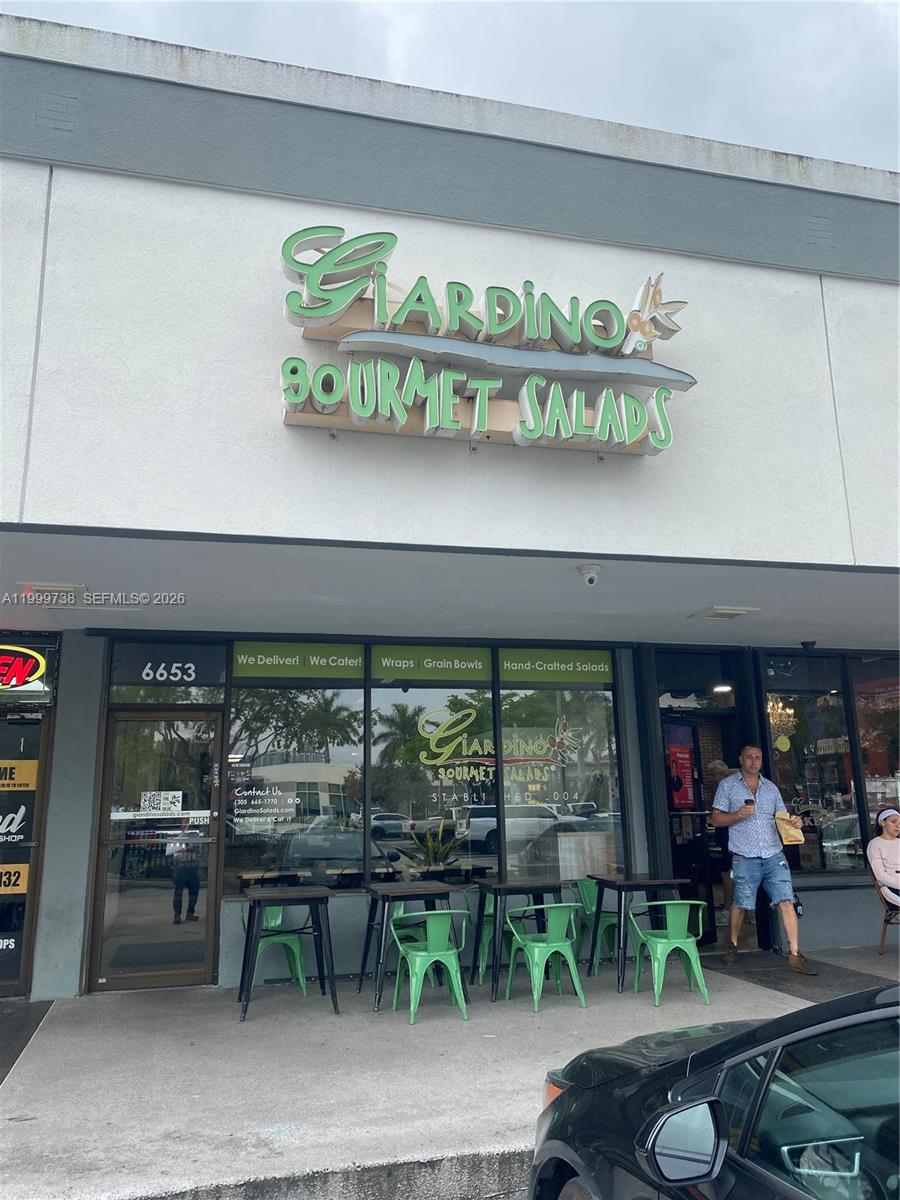 6653 S Dixie Highway, South Miami, FL 33143, South Miami