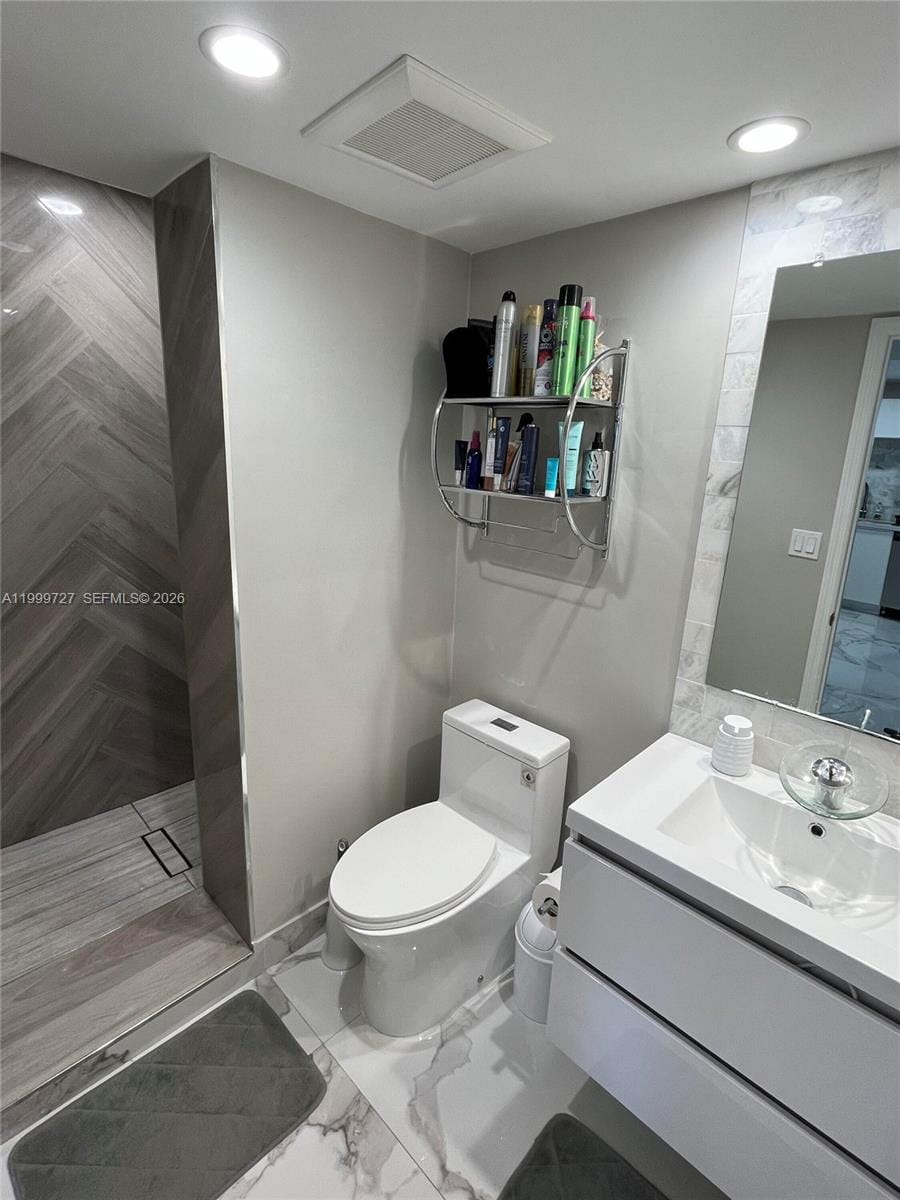 600 Parkview Drive 223, Hallandale Beach, FL 33009 photo 8