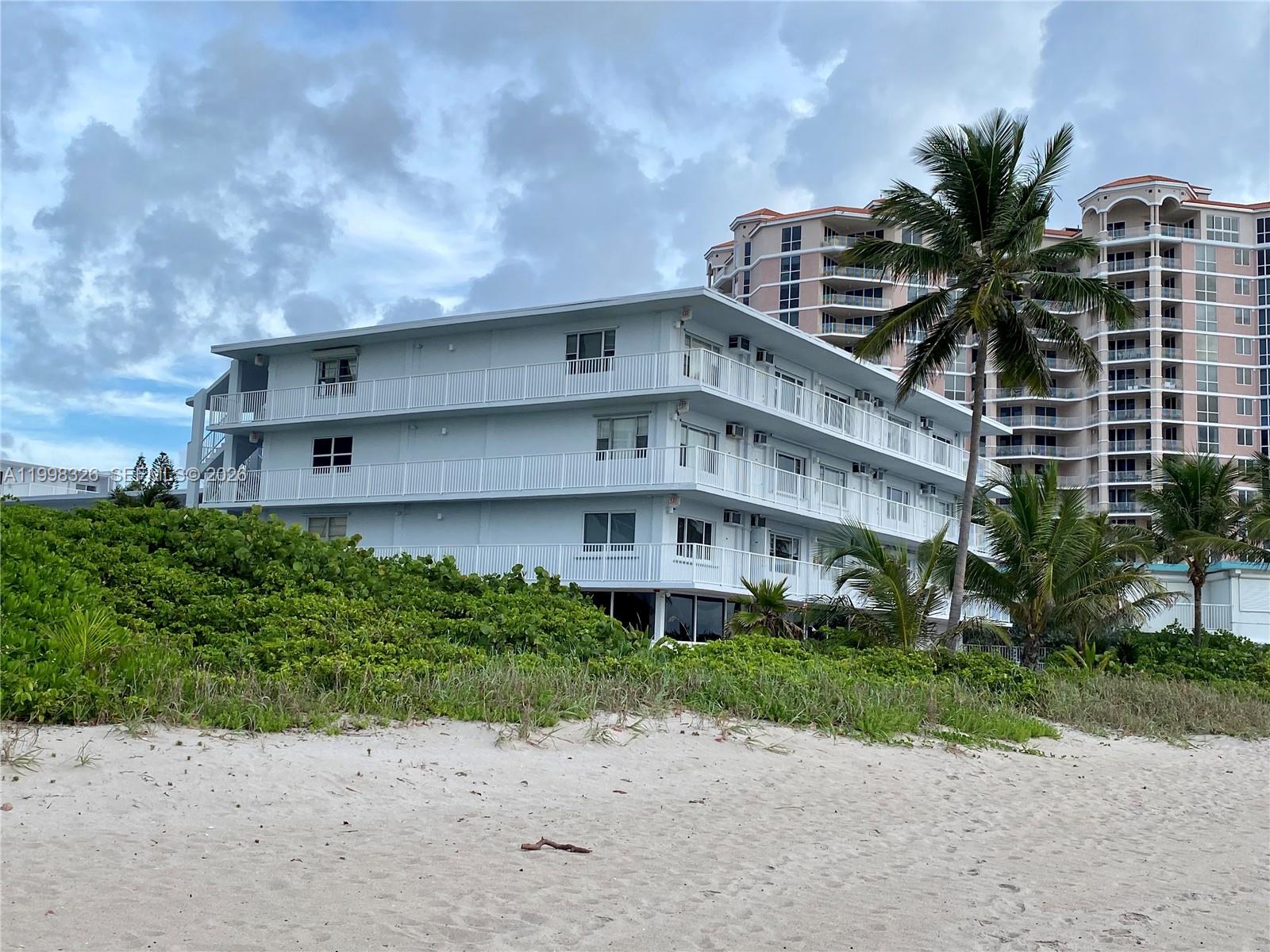 1480 S Ocean Boulevard 104, Lauderdale-By-The-Sea, FL 33062, Lauderdale By The Sea