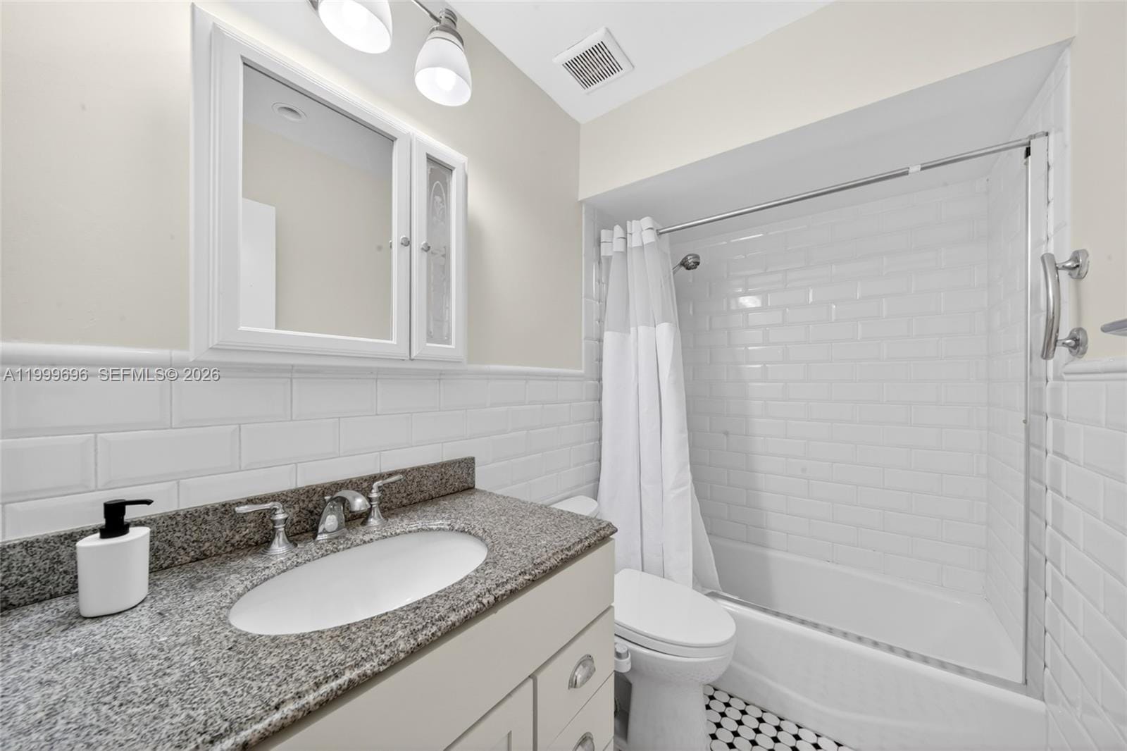6815 Edgewater Drive 108, Coral Gables, FL 33133 photo 16