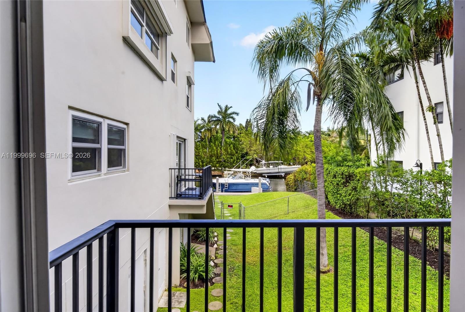 6815 Edgewater Drive 108, Coral Gables, FL 33133 photo 18