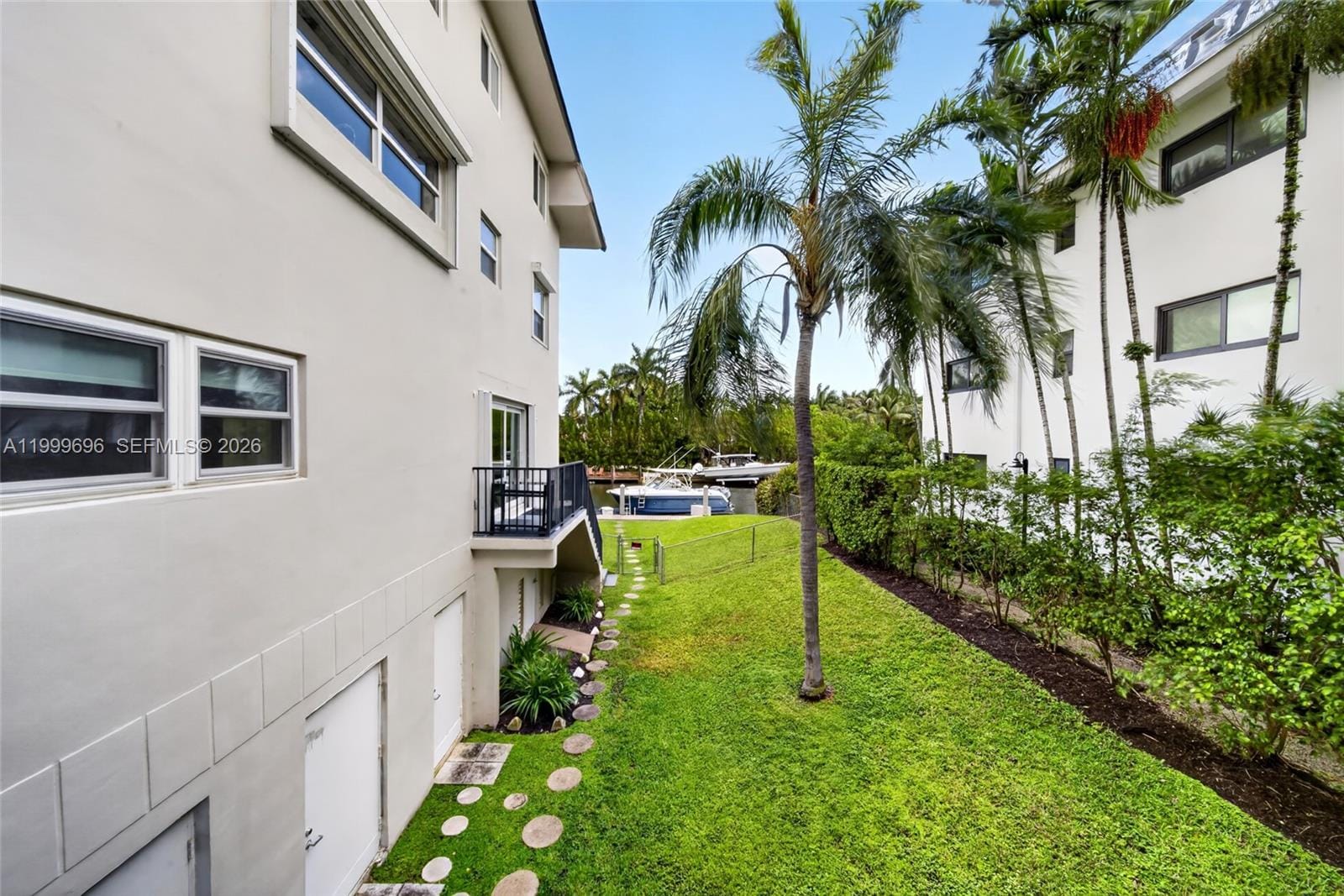 6815 Edgewater Drive 108, Coral Gables, FL 33133 photo 19