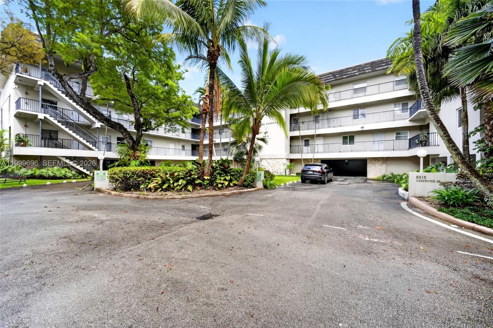 6815 Edgewater Drive 108, Coral Gables, FL 33133 photo 22