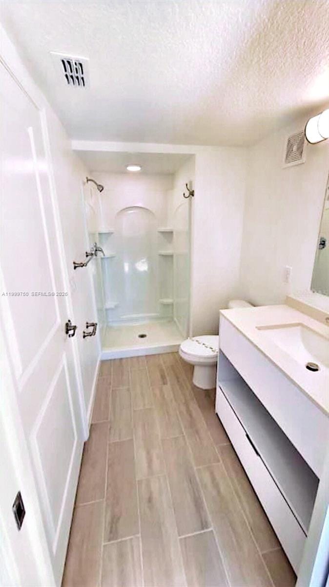1230 Southstation 205 — photo 11