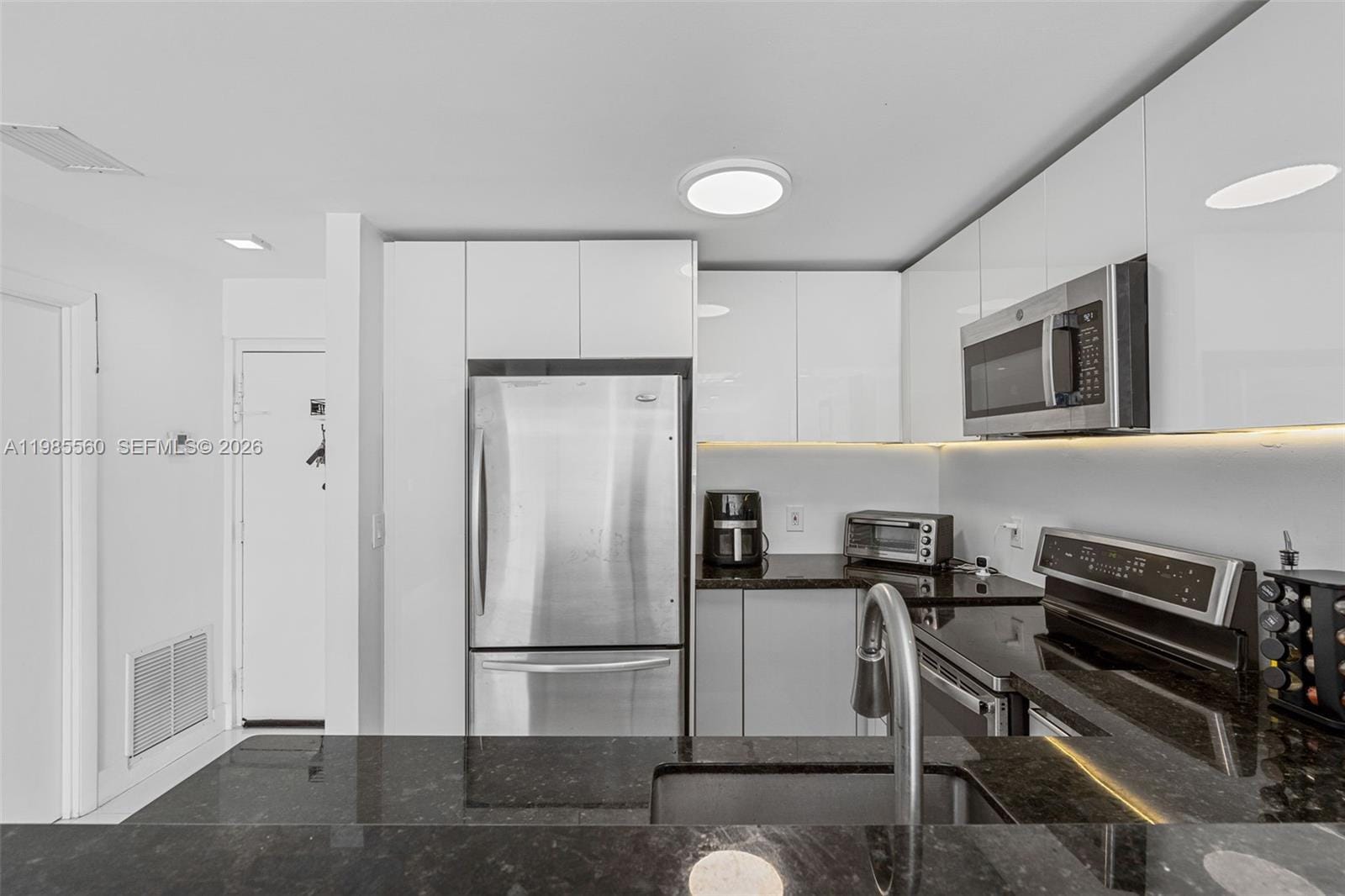 6545 Indian Creek Drive 306 — photo 11