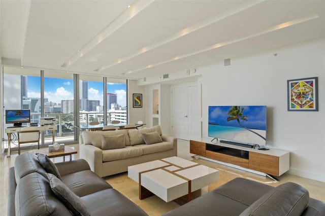 3101 S Ocean Drive 902, Hollywood, FL 33019