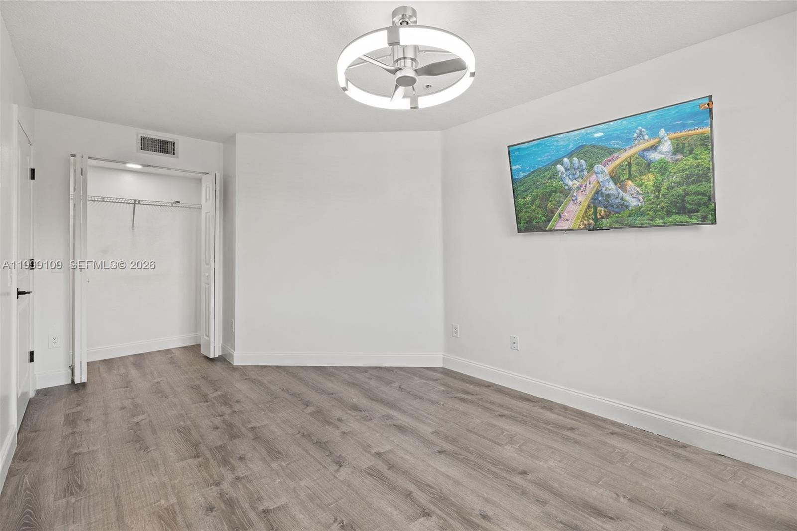 470 S Park Road 7-307 — photo 5