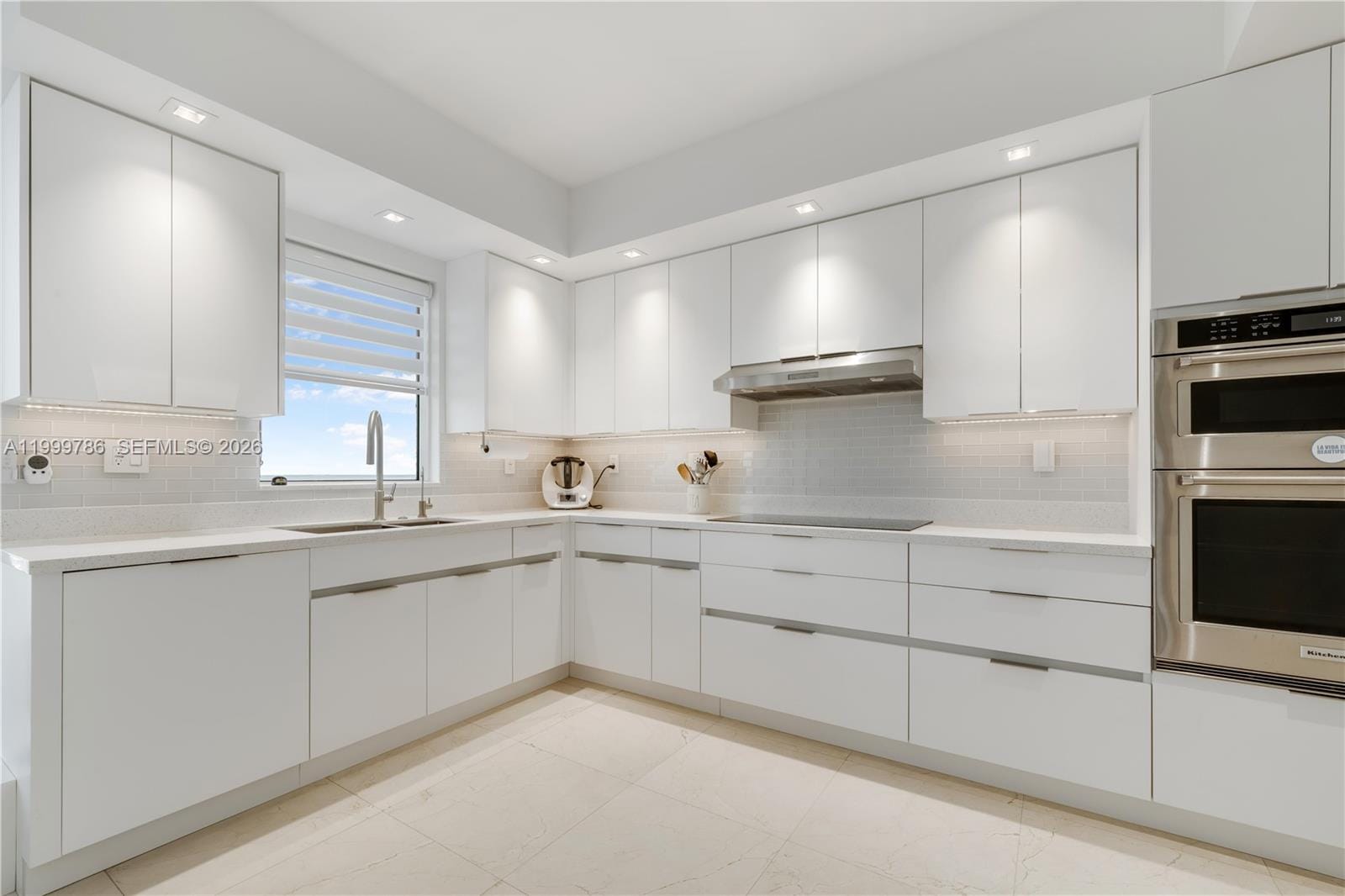 789 Crandon Boulevard 1003 — photo 4