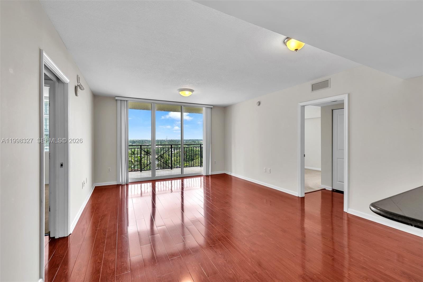 610 W Las Olas Boulevard 1121N — photo 7