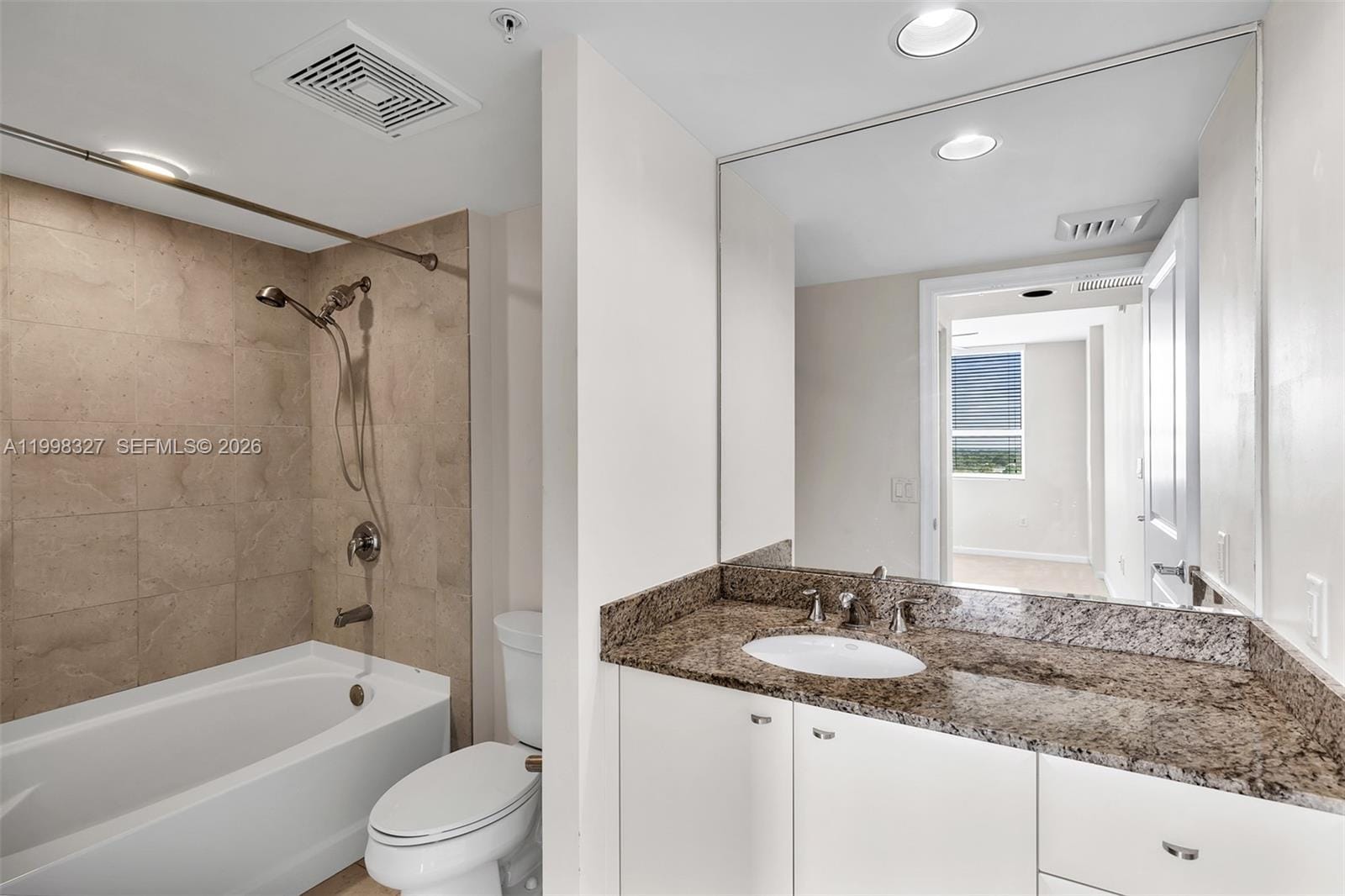 610 W Las Olas Boulevard 1121N — photo 9