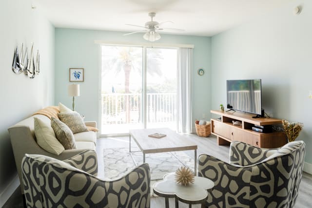802 W Windward Way 311, Lantana, FL 33462