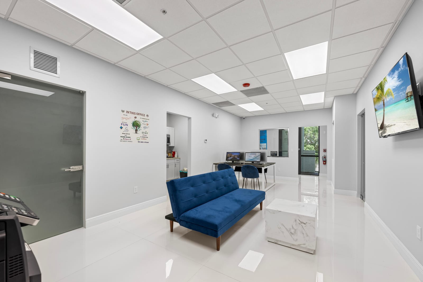 9200 Belvedere Road 207 — photo 11