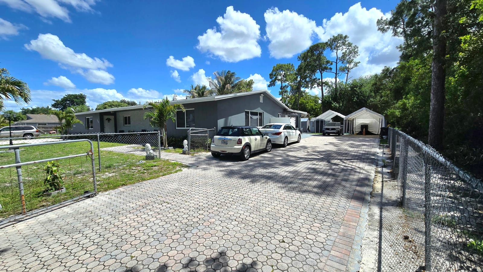 5984 Orange Road, West Palm Beach, FL 33413