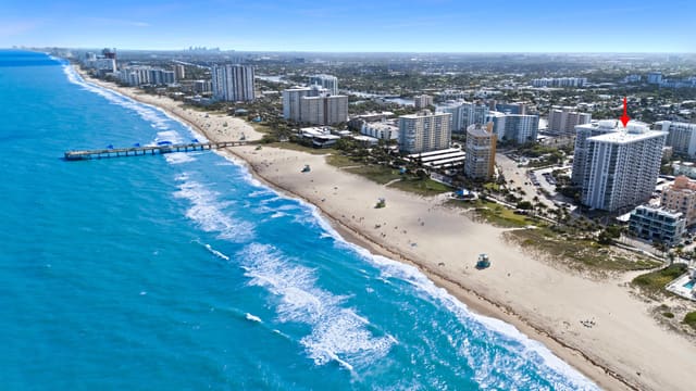 405 N Ocean Boulevard 327, sold in Parliament House, Pompano Beach, FL