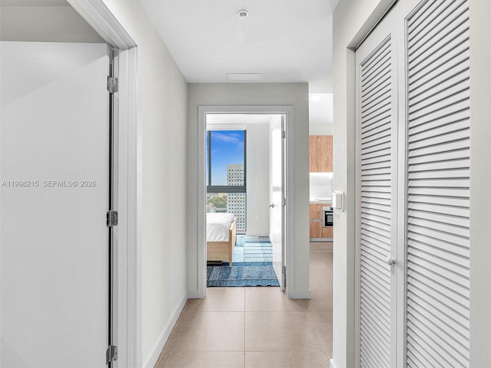 11 NE 6th Street 2214, Miami, FL 33132 photo 2