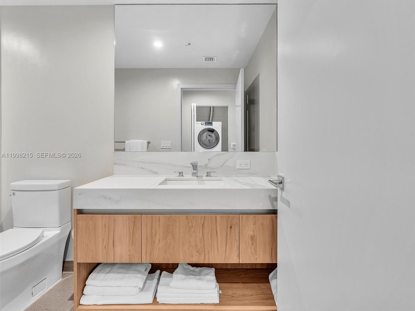 11 NE 6th Street 2214, Miami, FL 33132 photo 15