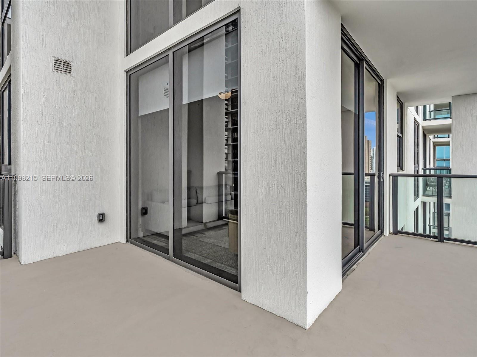 11 NE 6th Street 2214, Miami, FL 33132 photo 18