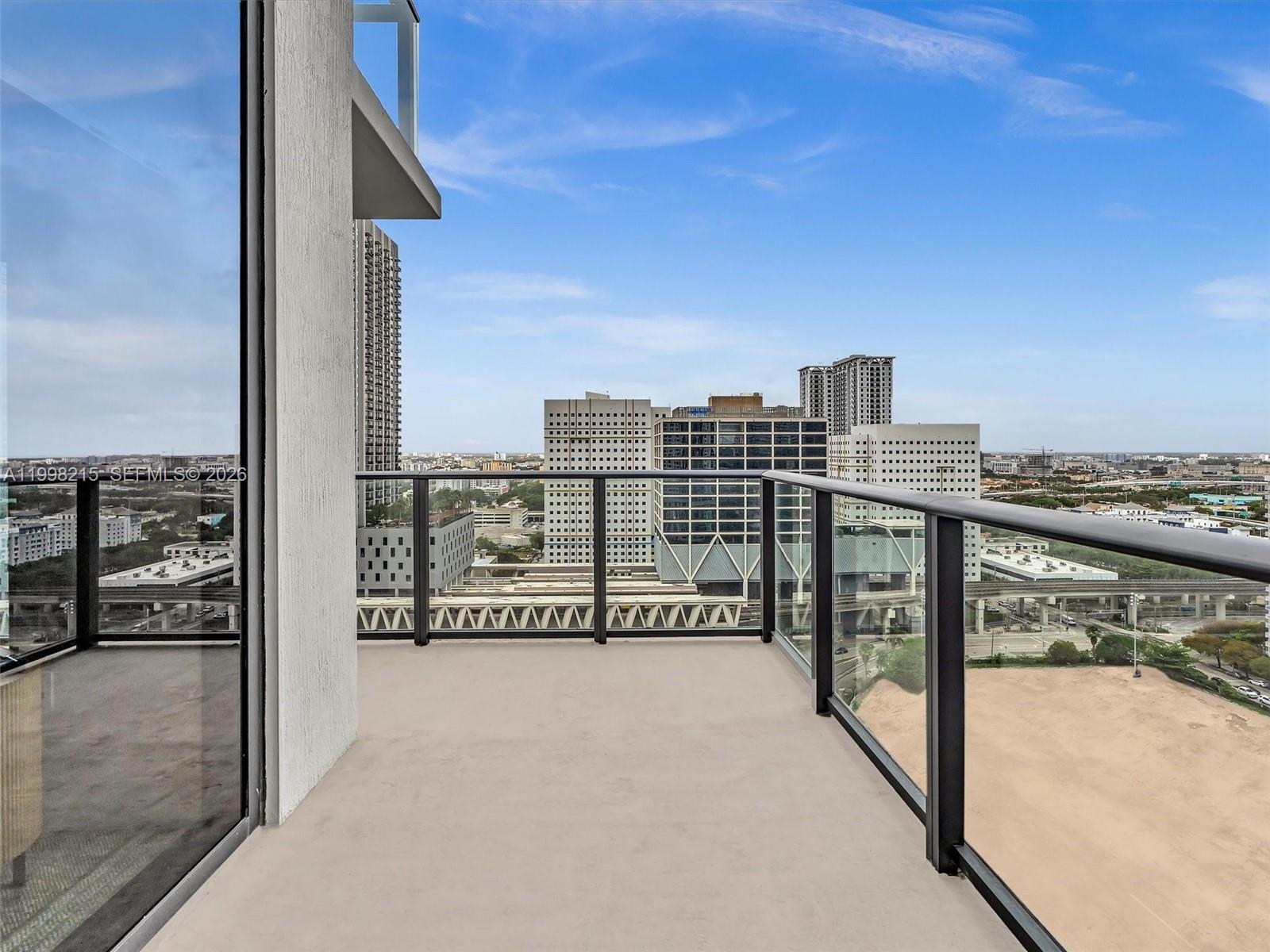 11 NE 6th Street 2214, Miami, FL 33132 photo 22