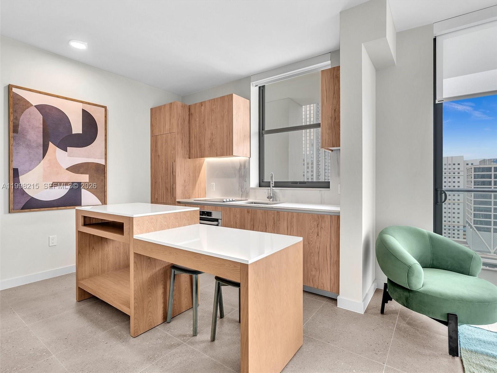 11 NE 6th Street 2214, Miami, FL 33132 photo 4