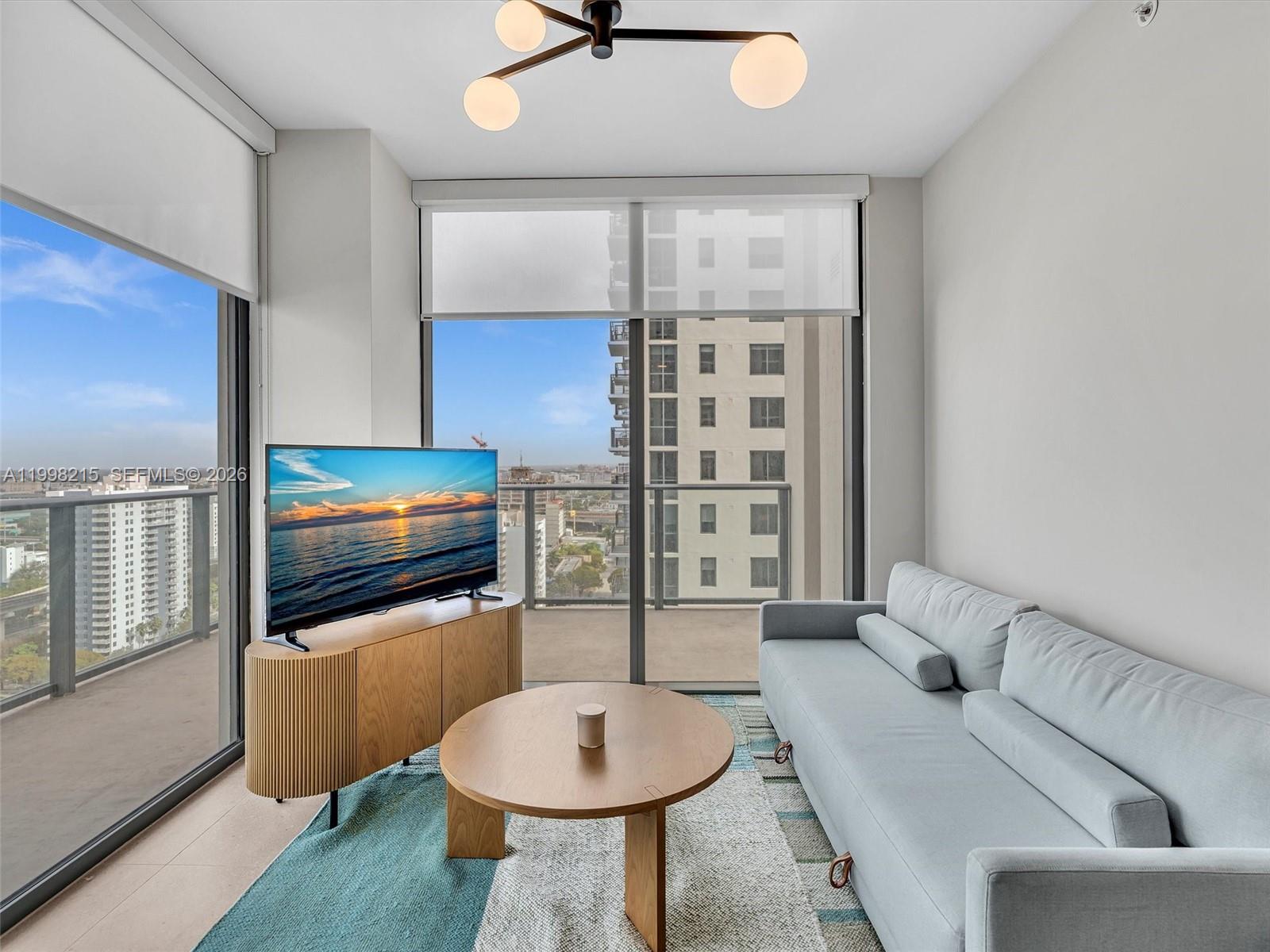11 NE 6th Street 2214, Miami, FL 33132 photo 8