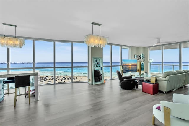 3801 Collins Avenue 806, Miami Beach, FL 33140