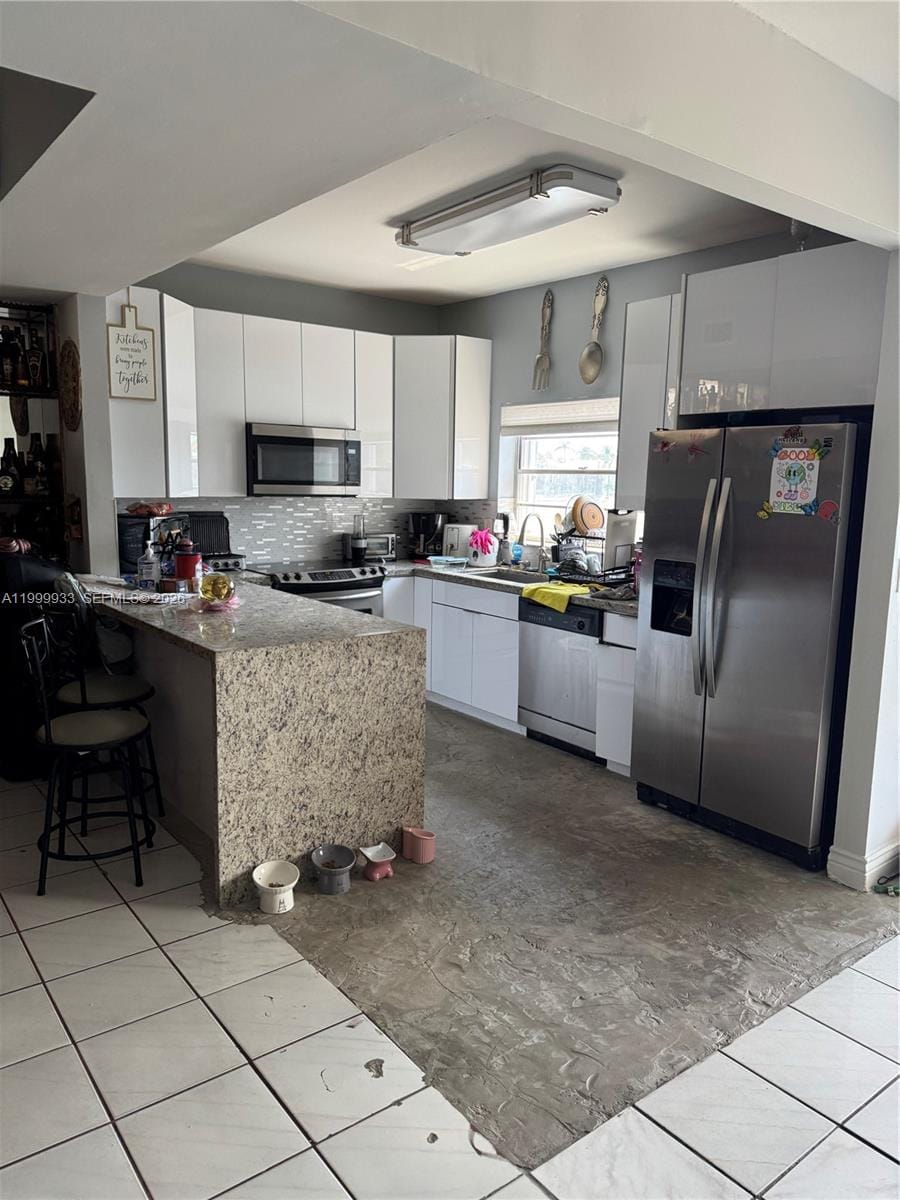 8270 NW 191st Lane 13L, Hialeah, FL 33015 photo 3
