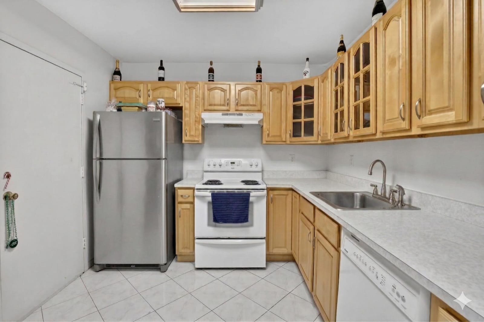 400 NE 12th Avenue 405 — photo 5