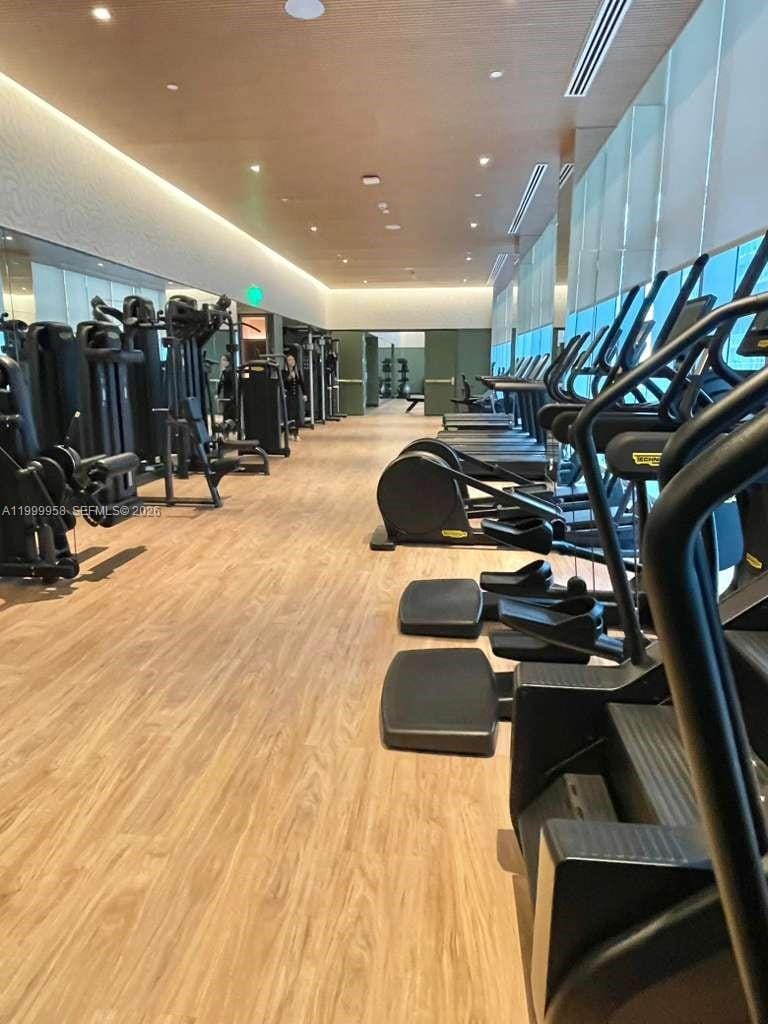 77 SE 5th Street 2905, Miami, FL 33131 photo 23