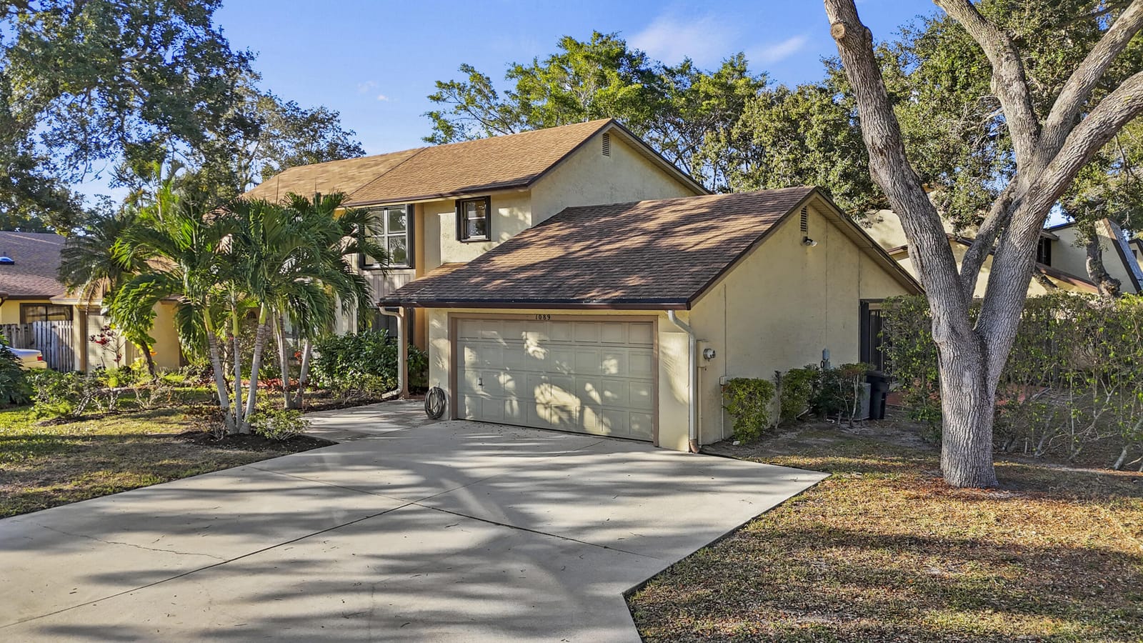 1089 Raintree Drive, Palm Beach Gardens, FL 33410 photo 2